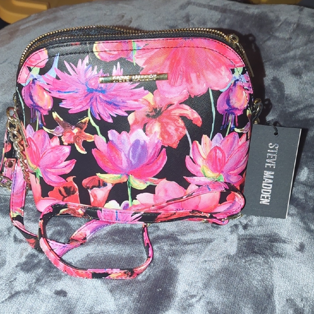STEVE MADDEN Black Crossbody Bag with Pink Floral Print and Gold Hardware NWT